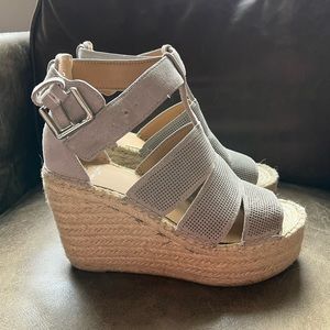 NEW Marc Fisher light gray suede adore platform sandals NIB gorgeous!